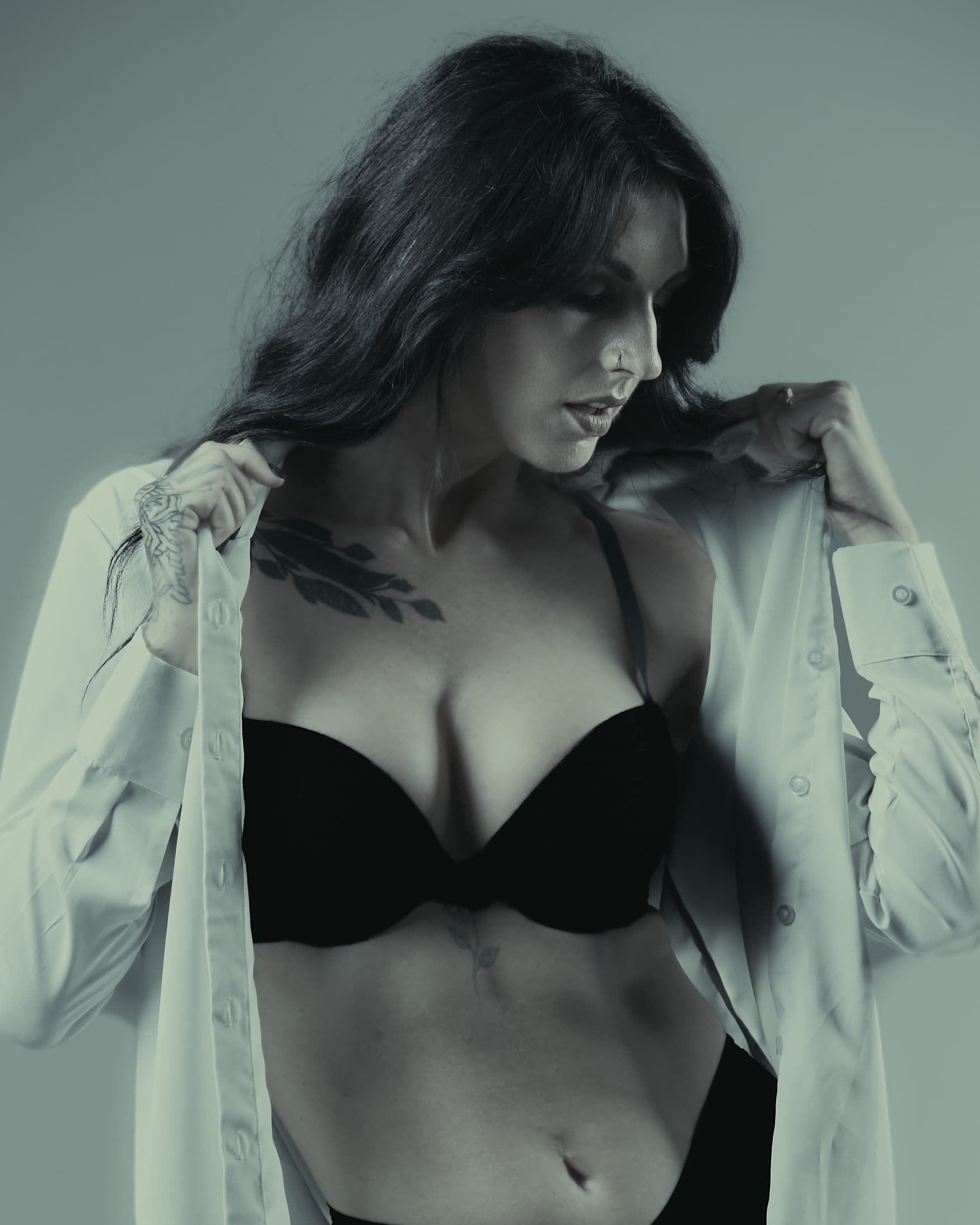 Velvet Noir Portraits — signature session